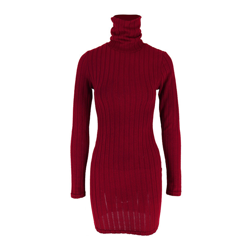 Robe courte ajustée manches longues