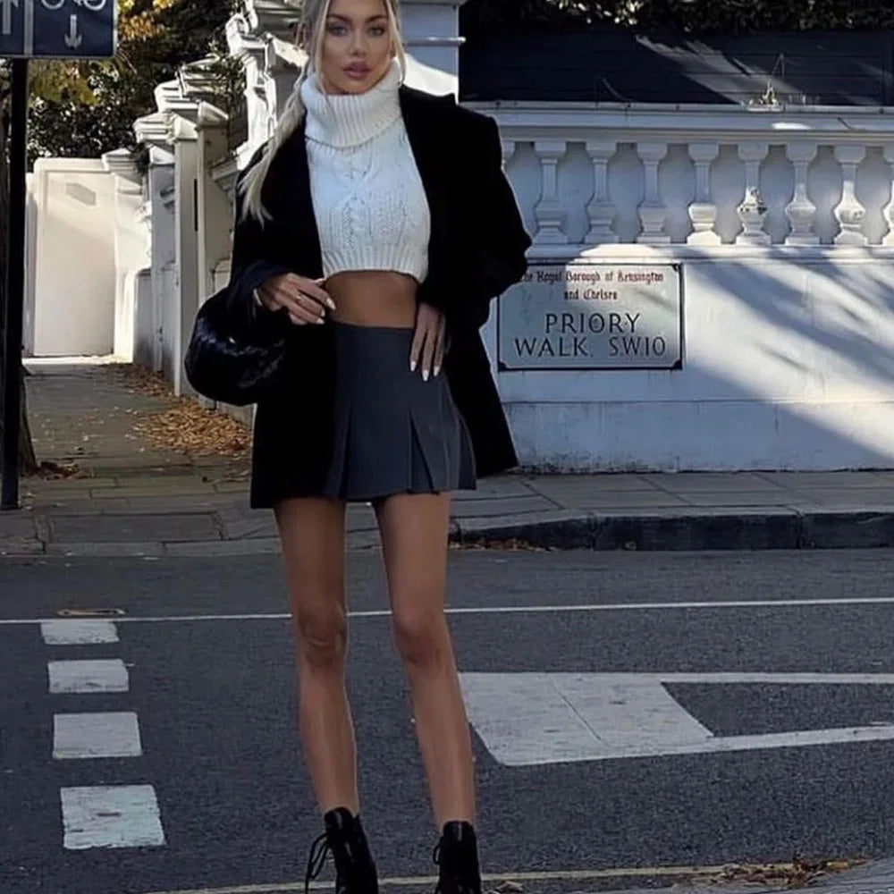 Jupe-short plissée taille haute