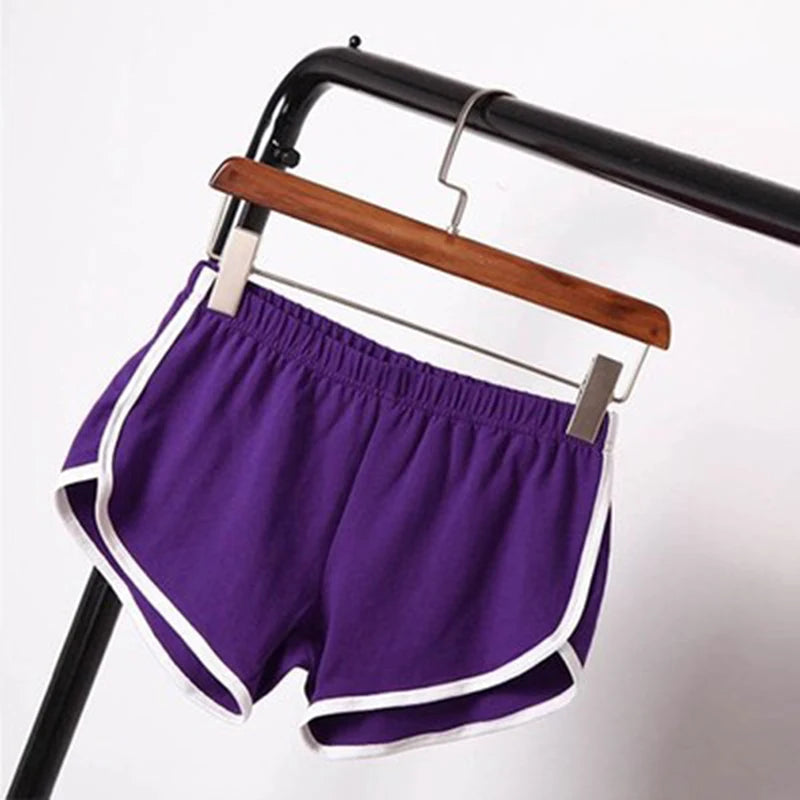 Short de sport fendu