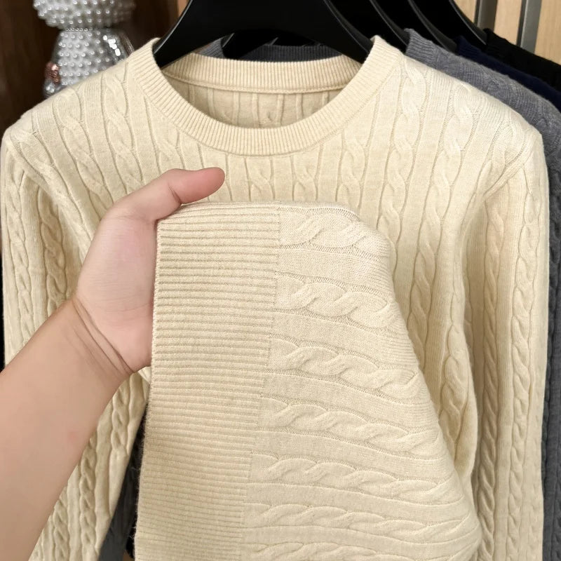 Pull brodé col rond