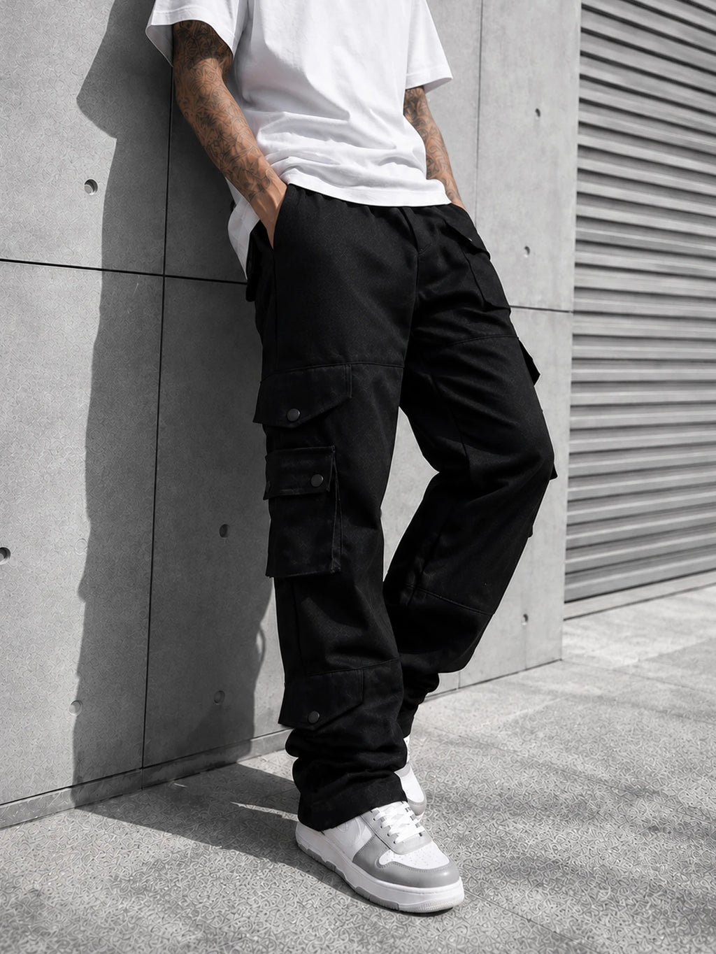 Pantalon cargo noir zippé