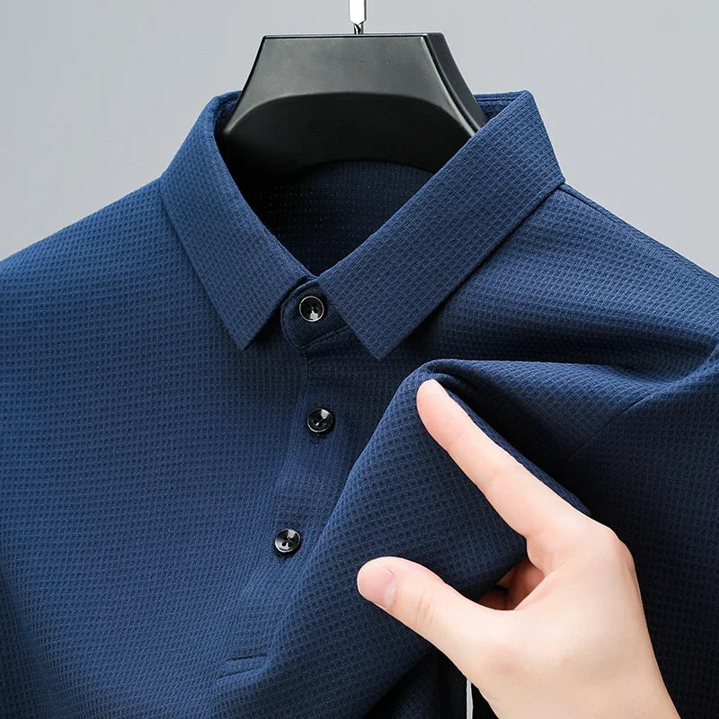Polo uni en maille gaufrée