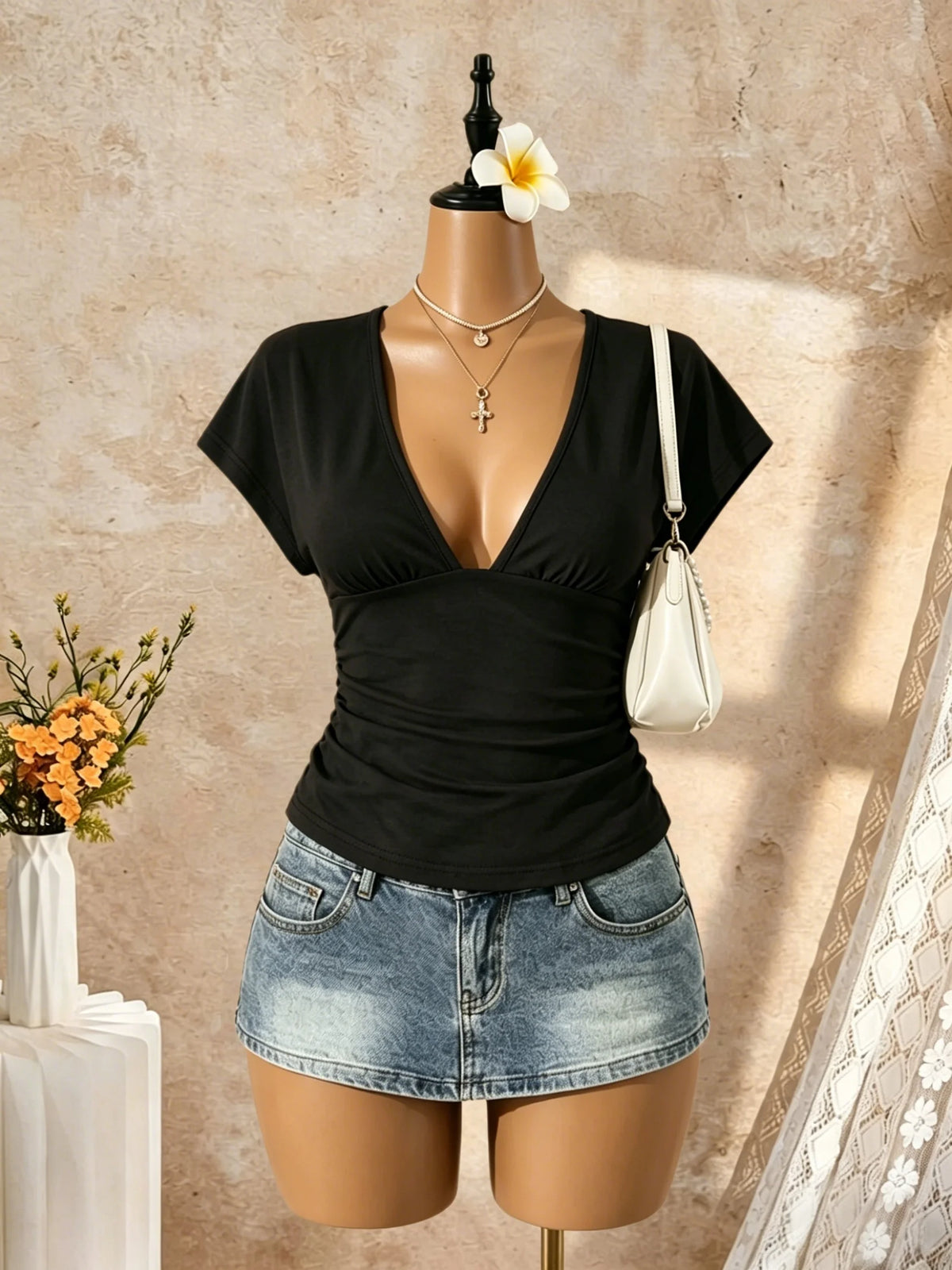 T-shirt froncé col V