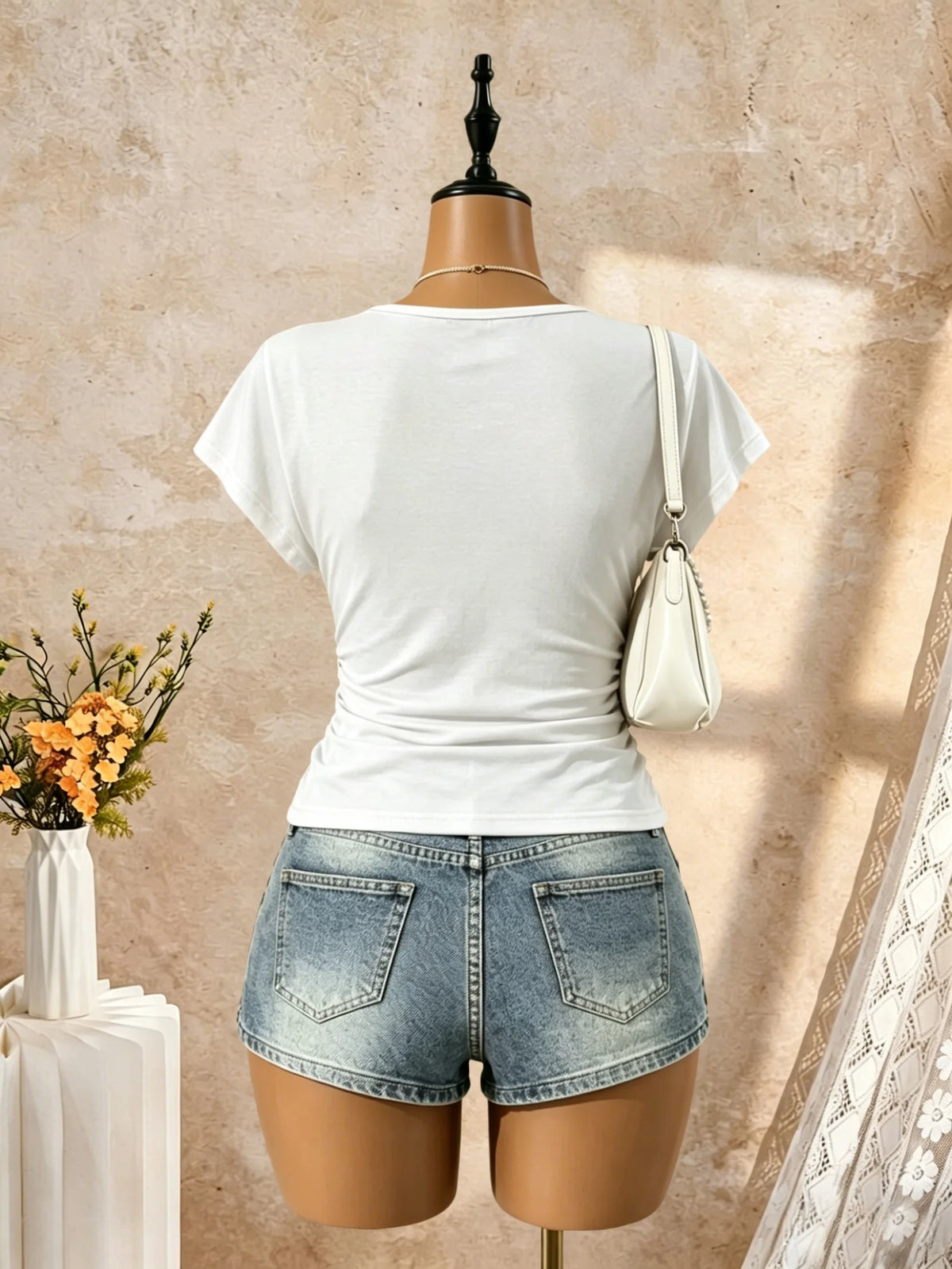 T-shirt froncé col V