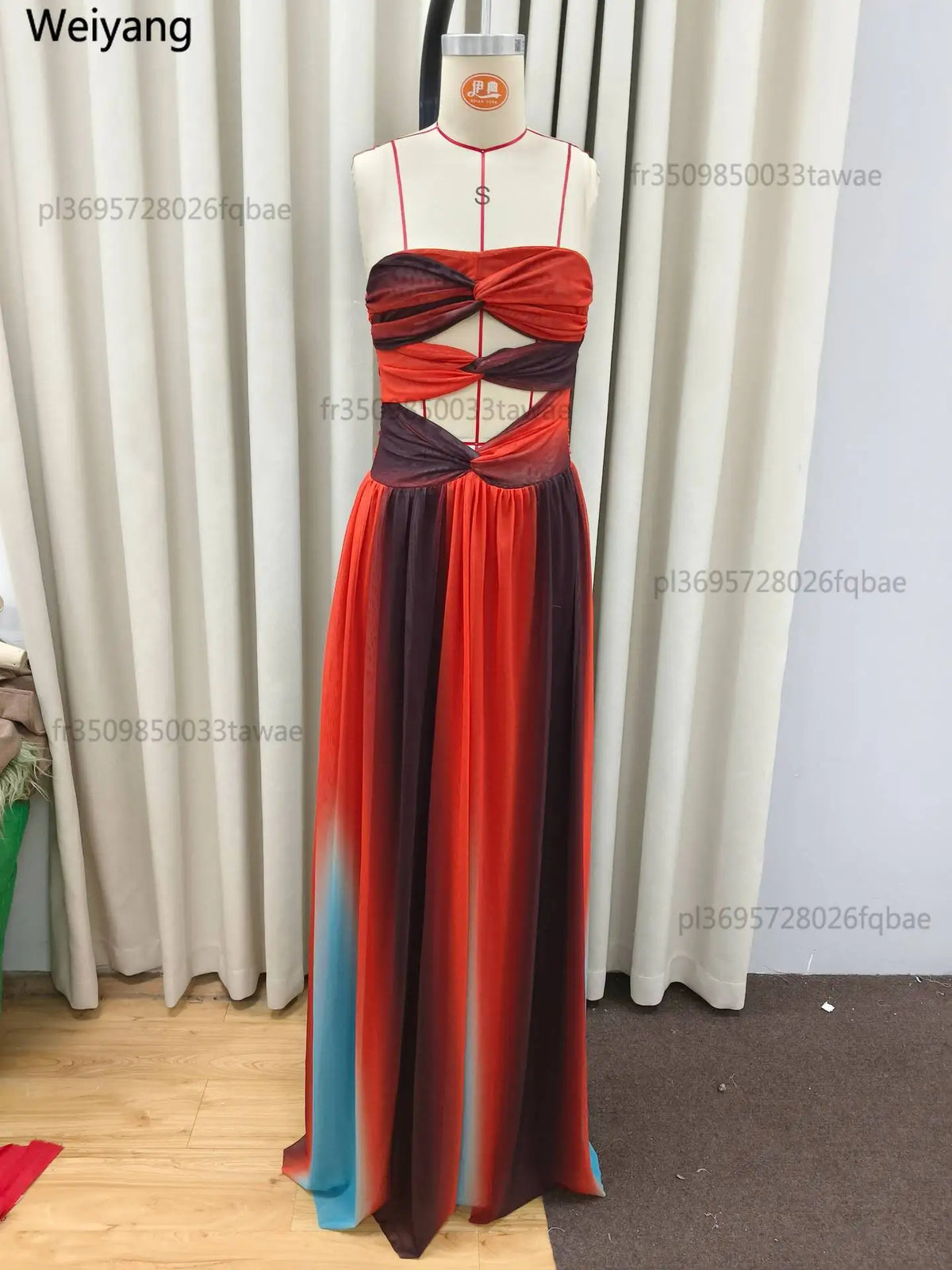 Robe longue dégradée épaules nues
