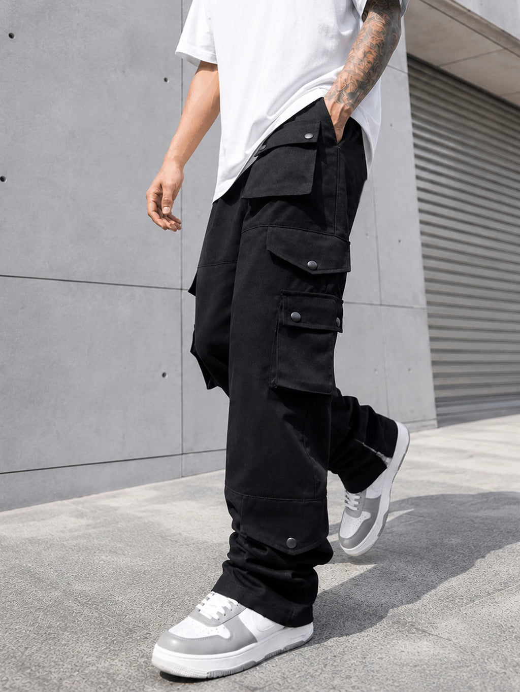 Pantalon cargo noir zippé