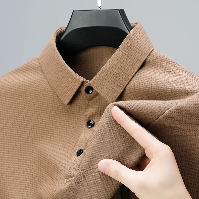 Polo uni en maille gaufrée