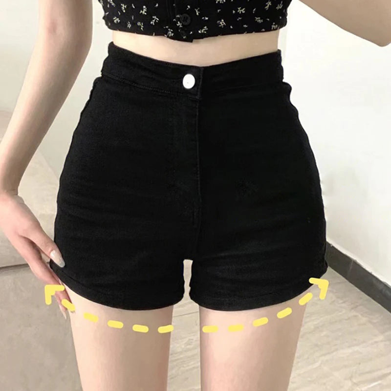Short noir taille haute