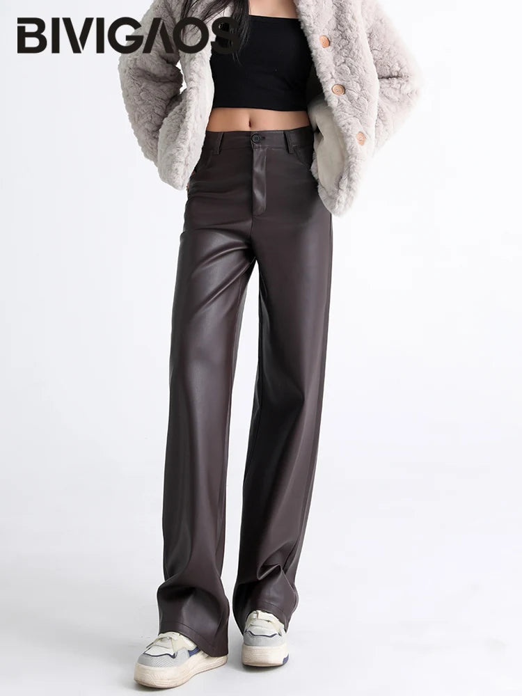 Pantalon droit effet cuir