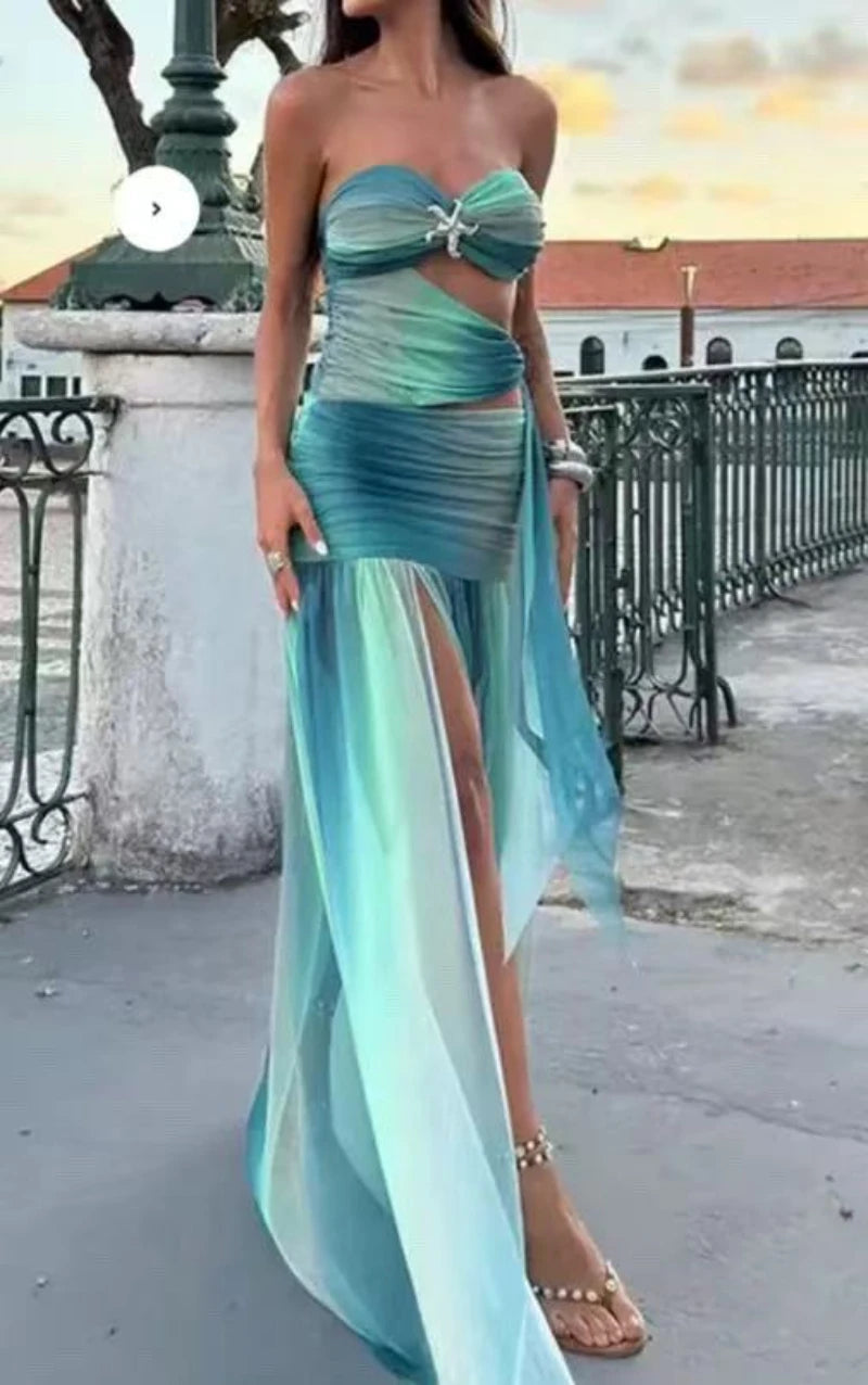 Robe longue dégradée épaules nues