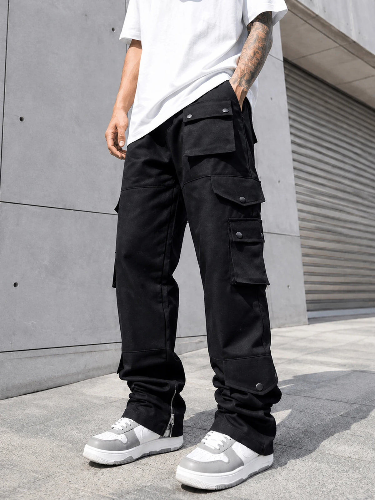 Pantalon cargo noir zippé