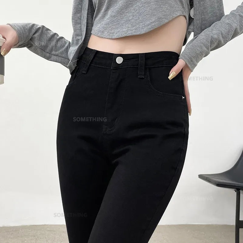 Jean ajusté taille haute