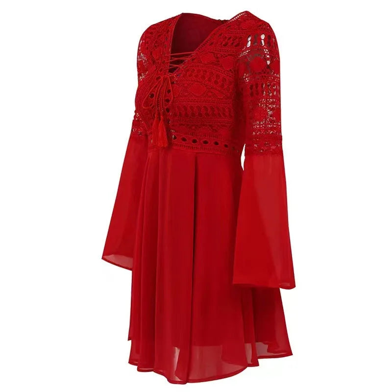 Robe courte à volants manches longues