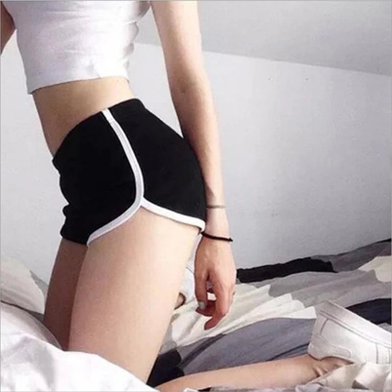 Short de sport fendu